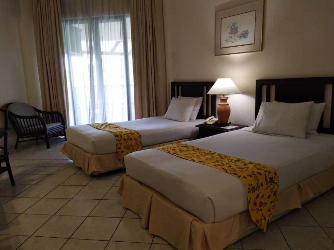 The Orient Star Resort לומוט מראה חיצוני תמונה