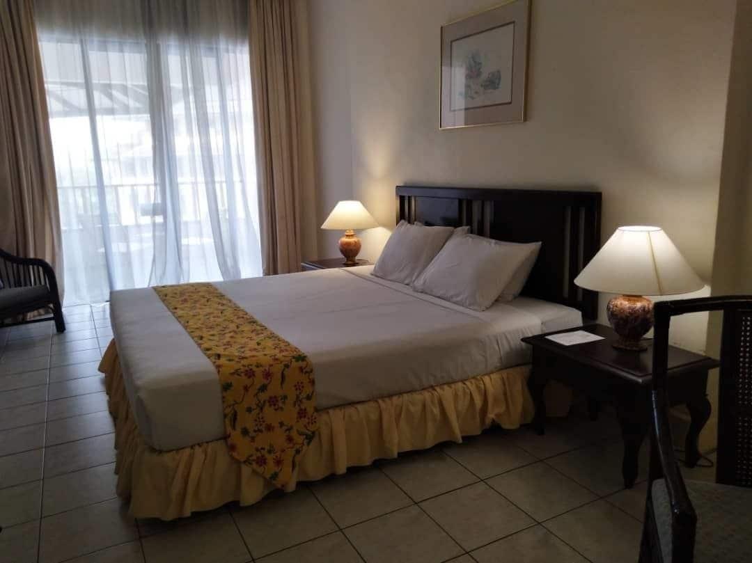 The Orient Star Resort לומוט מראה חיצוני תמונה