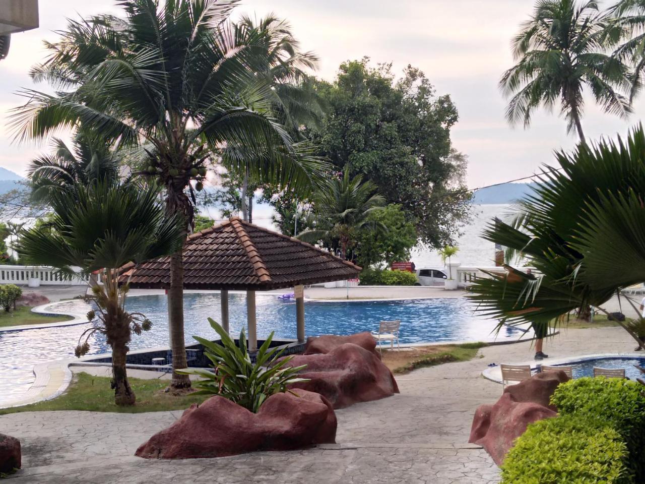 The Orient Star Resort לומוט מראה חיצוני תמונה