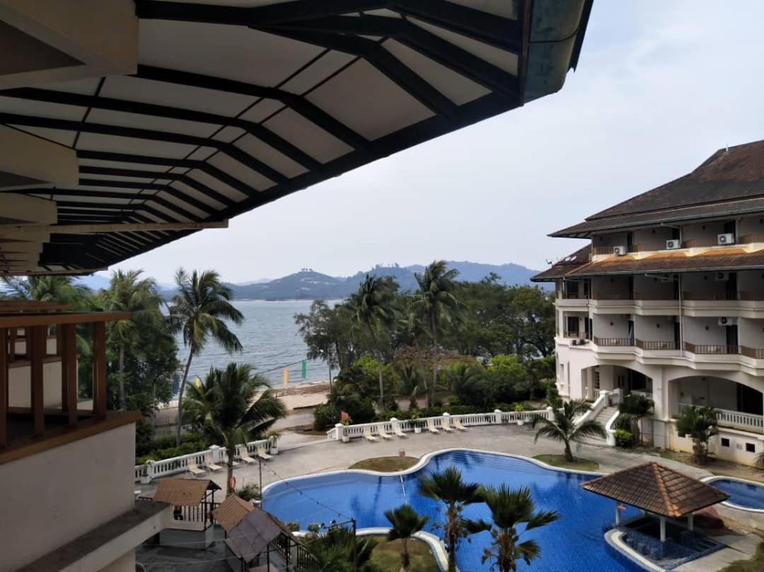 The Orient Star Resort לומוט מראה חיצוני תמונה